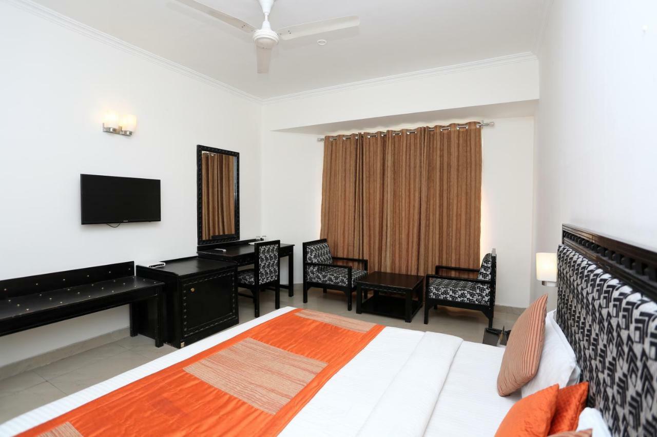 Oyo 1672 Hotel The Pearl Mussoorie Bagian luar foto